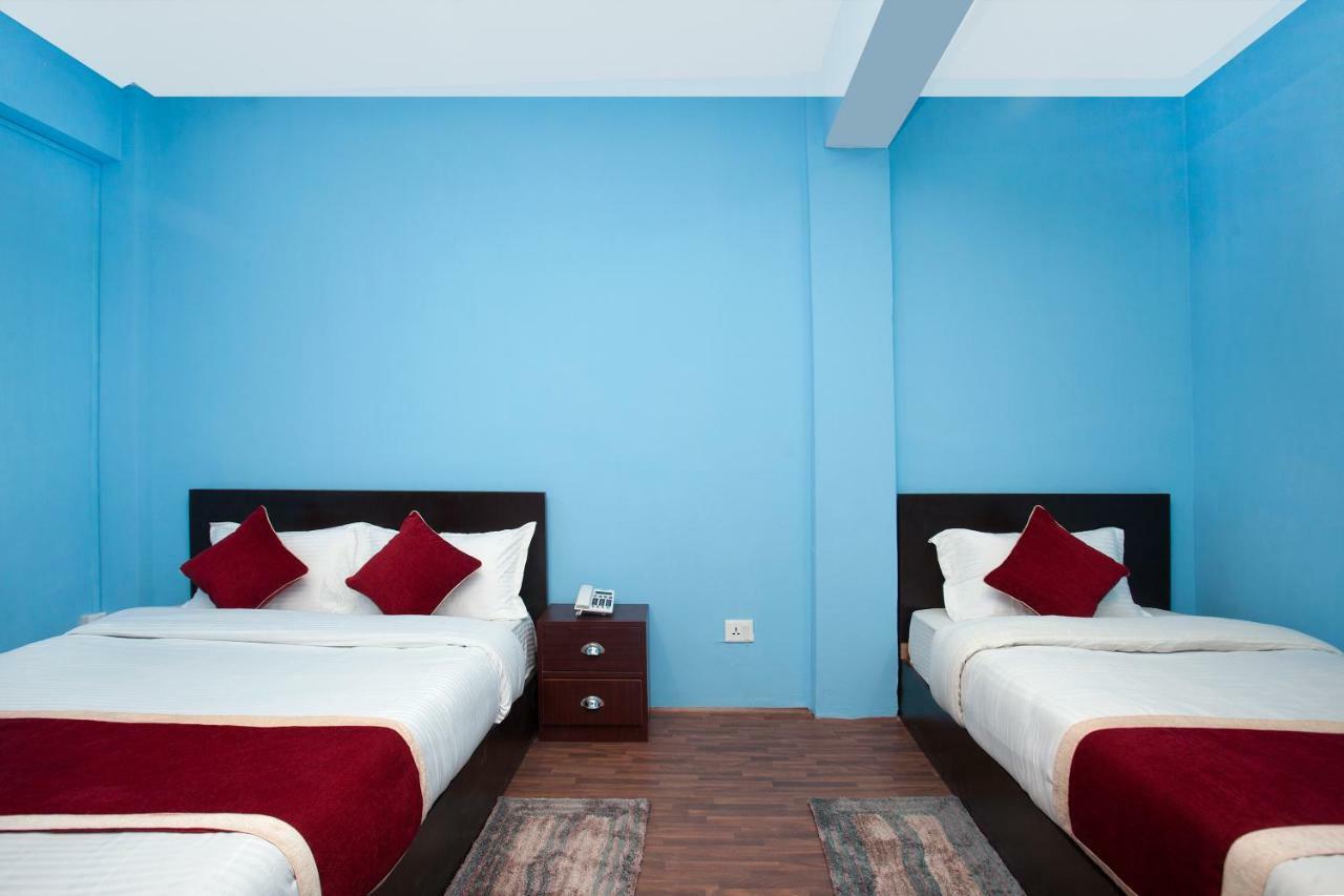 Hotel Crossroads กาฐมาณฑุ ภายนอก รูปภาพ